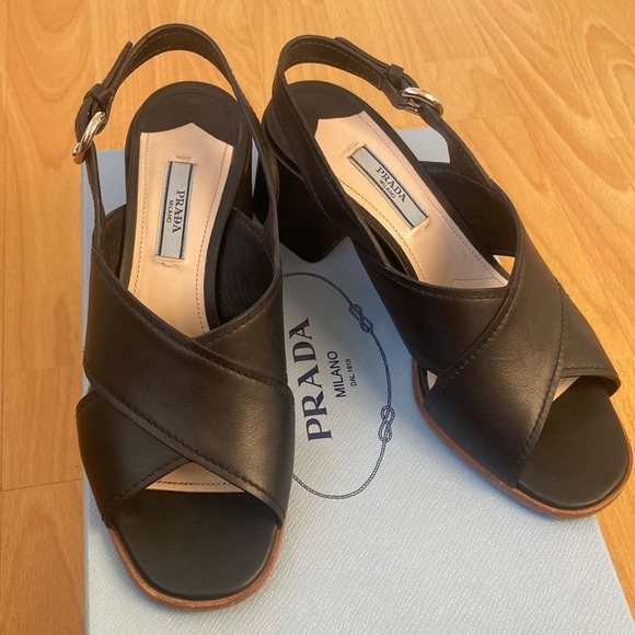 Prada Calzature Donna Vit. Montana leather sandal size 6.5 - Picture 1 of 7